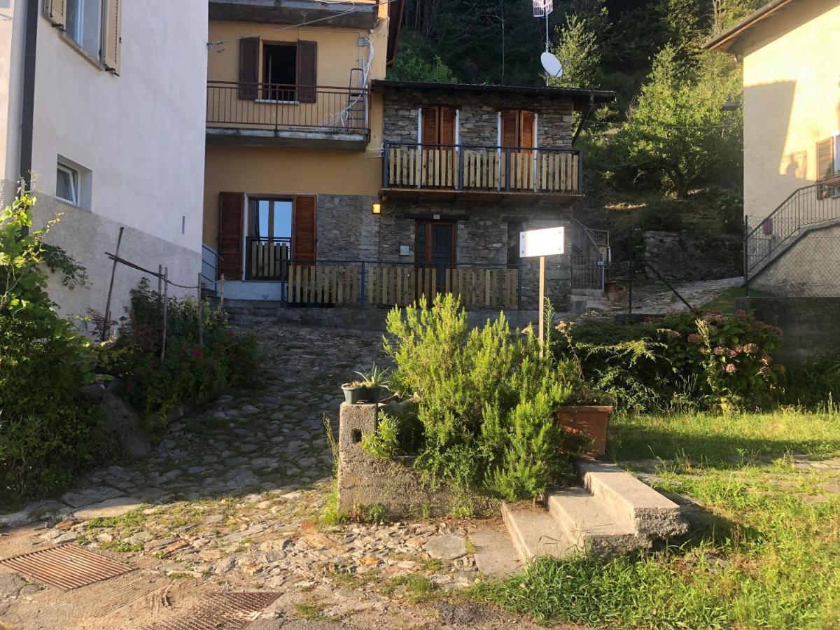 Il Rustico Villa Maccagno Luaran gambar