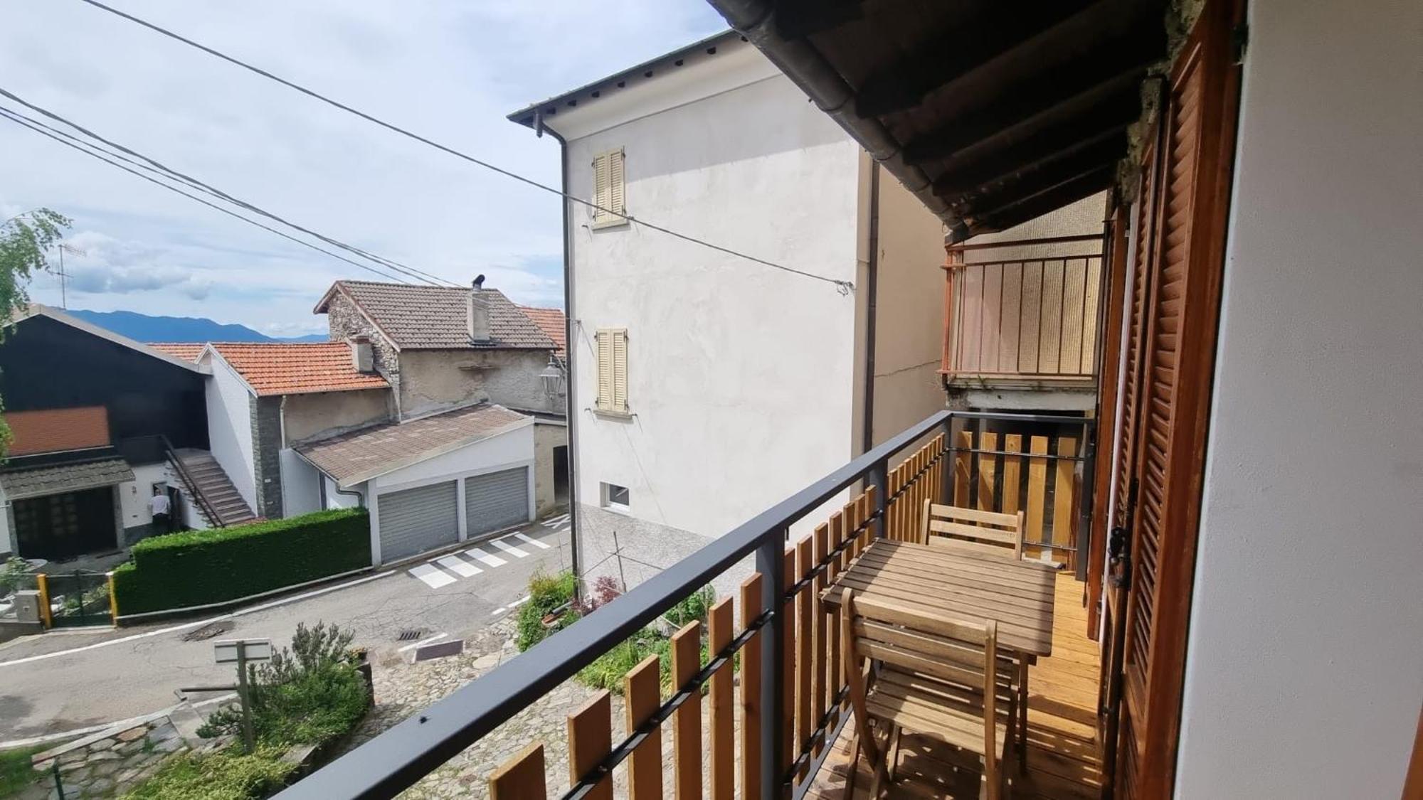Il Rustico Villa Maccagno Luaran gambar